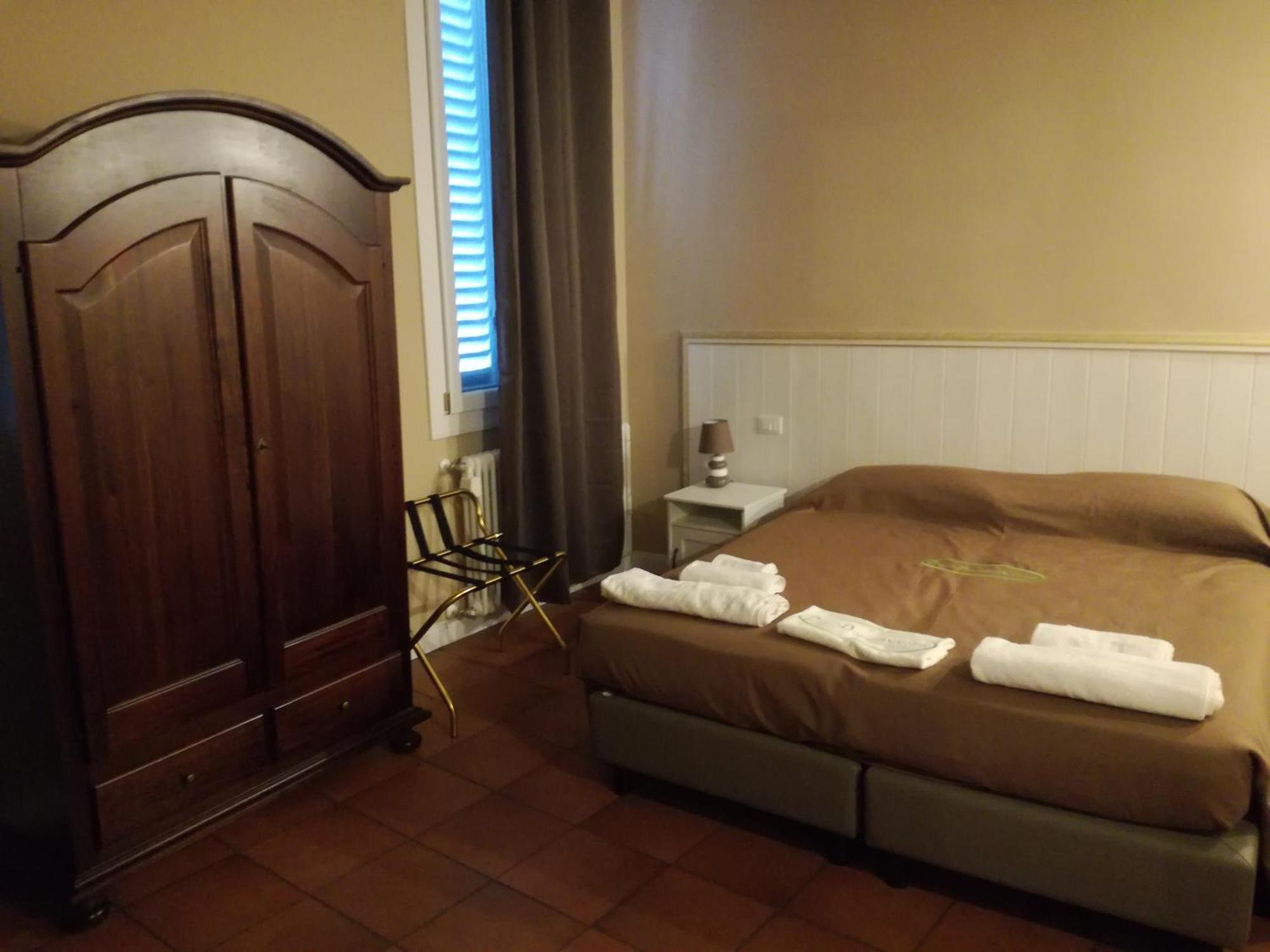 Palace Piazza San Domenico Rooms De Luxe- Bedinbolognacentro Extérieur photo